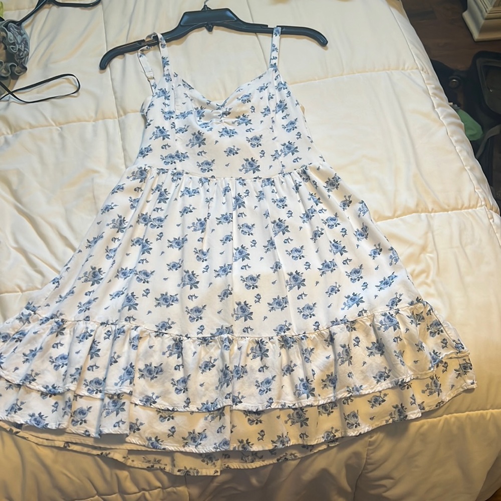 cute flower hollister dress small